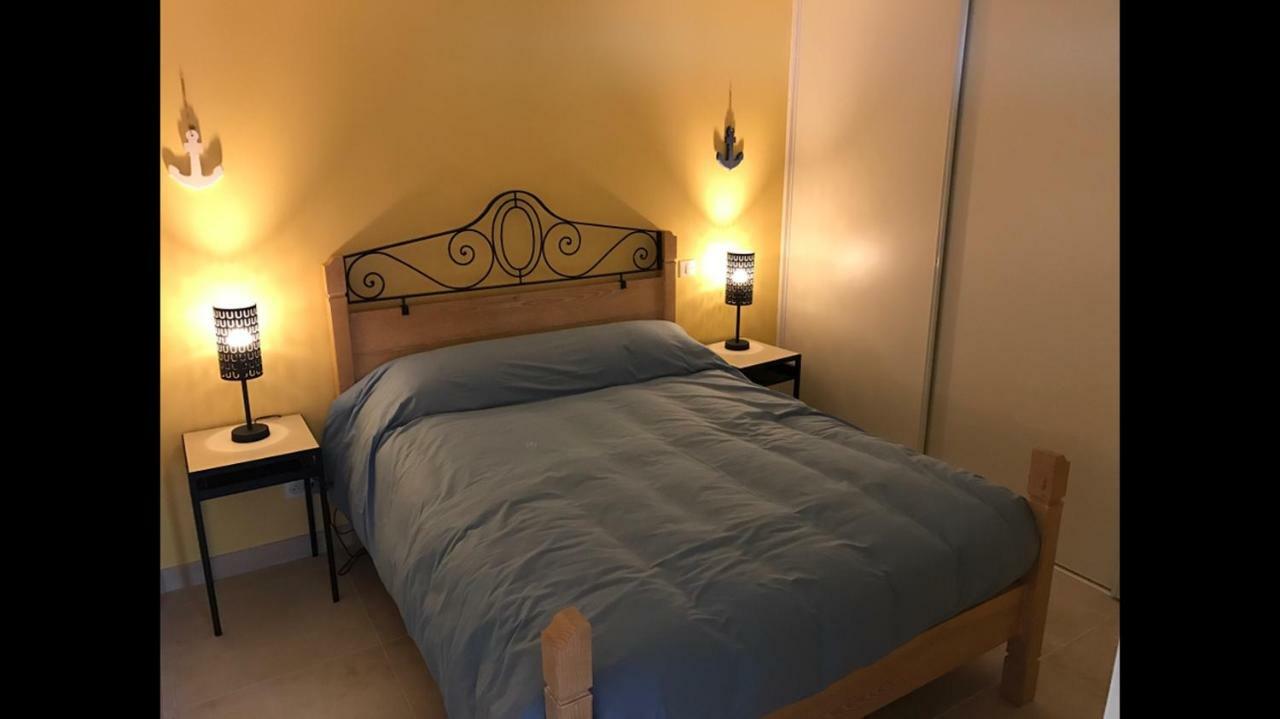 Appartement En Bord De Mer سانت ماري دو لا مير المظهر الخارجي الصورة