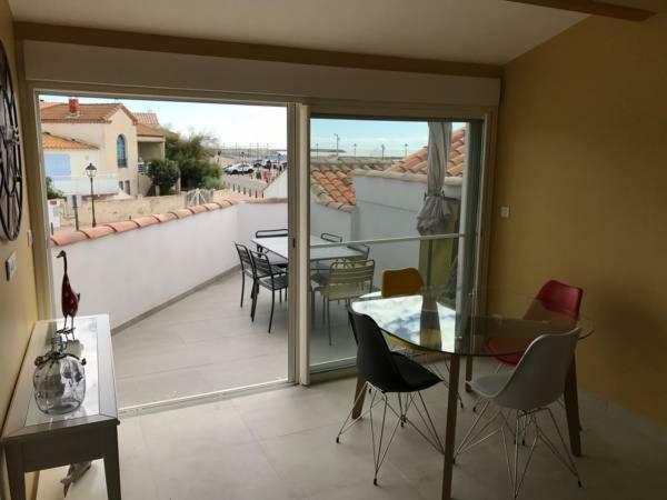 Appartement En Bord De Mer سانت ماري دو لا مير المظهر الخارجي الصورة