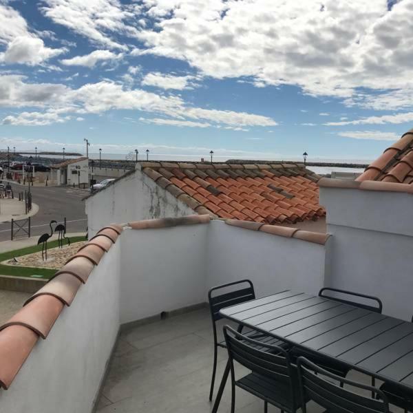 Appartement En Bord De Mer سانت ماري دو لا مير المظهر الخارجي الصورة
