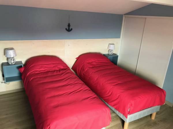 Appartement En Bord De Mer سانت ماري دو لا مير المظهر الخارجي الصورة